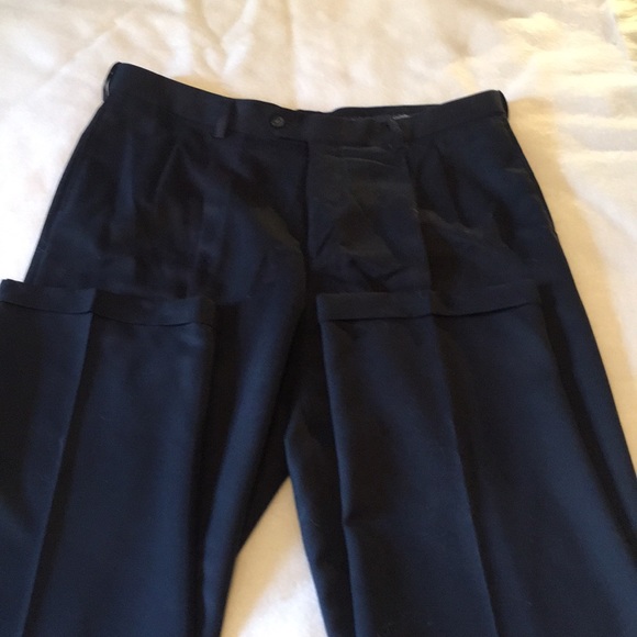 Men’s dress pants 2 pair - Picture 3 of 7